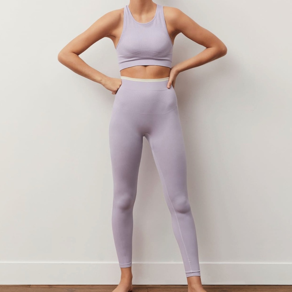 MANGO BUDNLE: Seamless crossover back bra & Seamless sporty leggings - NWT (L)